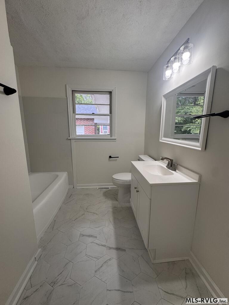Residential/Vacation at 627 Peachtree Street, Emporia VA 23847, photo 12 of 15
