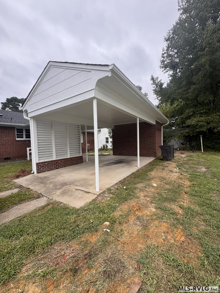 Residential/Vacation at 627 Peachtree Street, Emporia VA 23847, photo 14 of 15