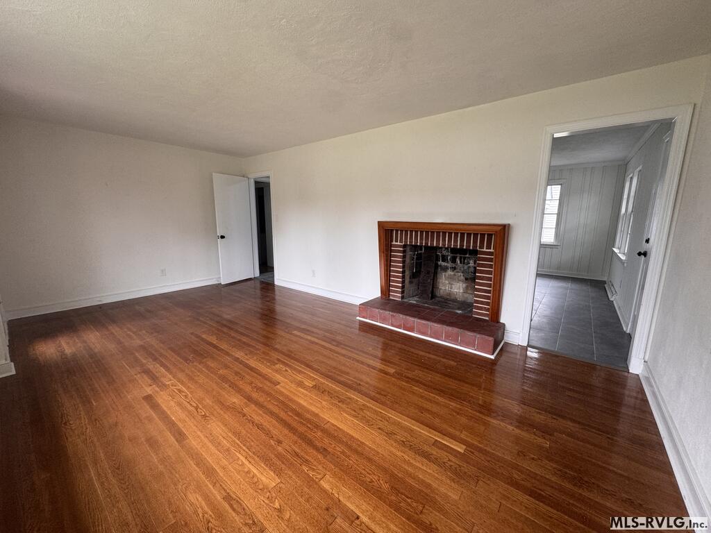 Residential/Vacation at 627 Peachtree Street, Emporia VA 23847, photo 6 of 15