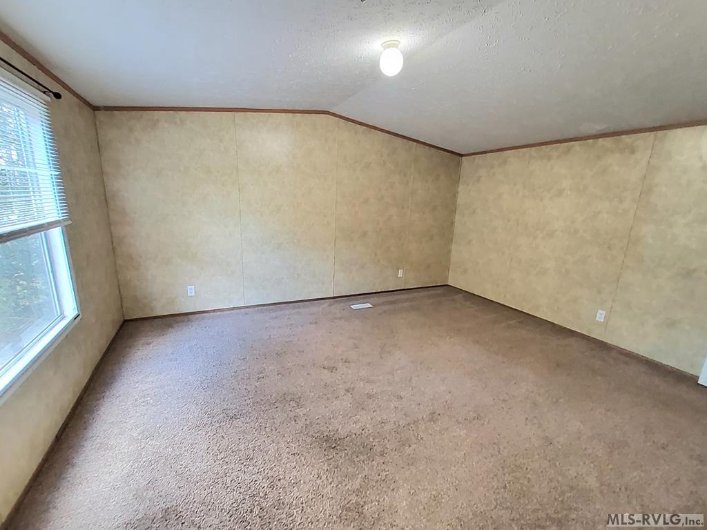 Residential/Vacation at 163 Chaco Trail, Bracey VA 23919, photo 11 of 37