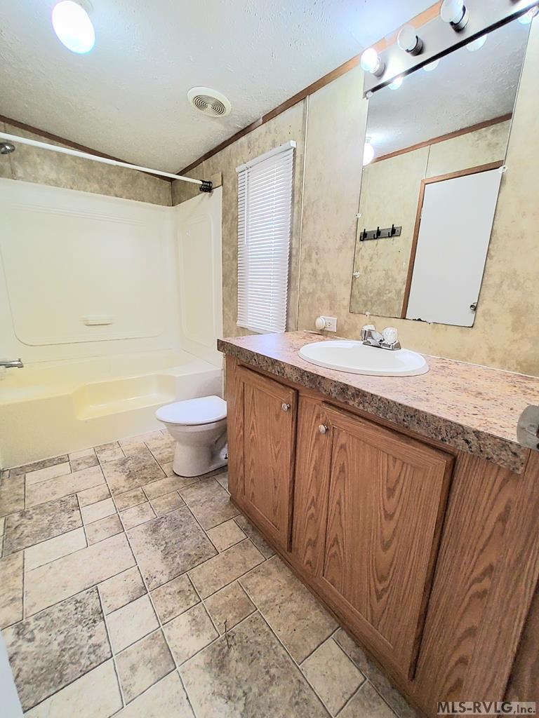 Residential/Vacation at 163 Chaco Trail, Bracey VA 23919, photo 15 of 37