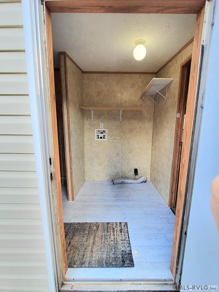 Residential/Vacation at 163 Chaco Trail, Bracey VA 23919, photo 3 of 37