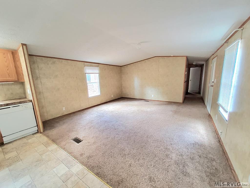 Residential/Vacation at 163 Chaco Trail, Bracey VA 23919, photo 6 of 37