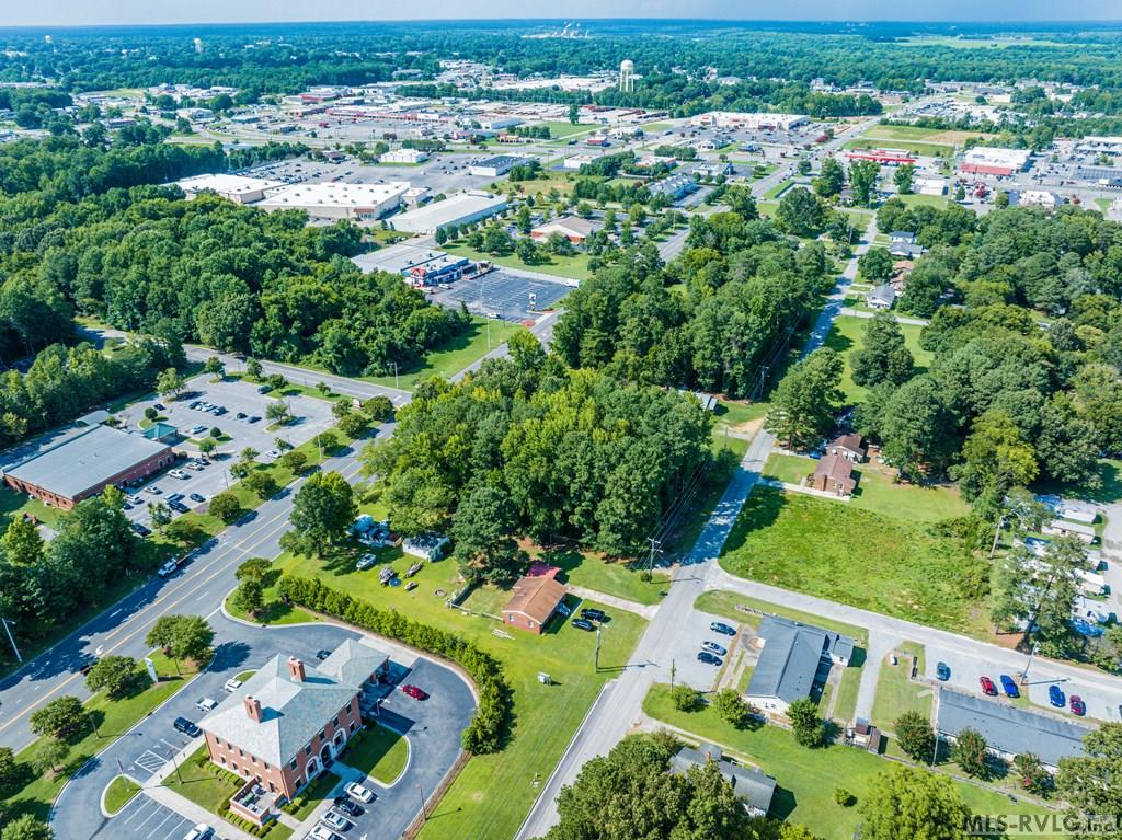 Commercial at 319 Summitt Ave (old Farm Road), Roanoke Rapids NC 27870, photo 16 of 35