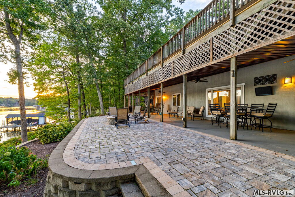 Residential/Vacation at 1463 Great Creek Drive, La Crosse VA 23950, photo 17 of 84