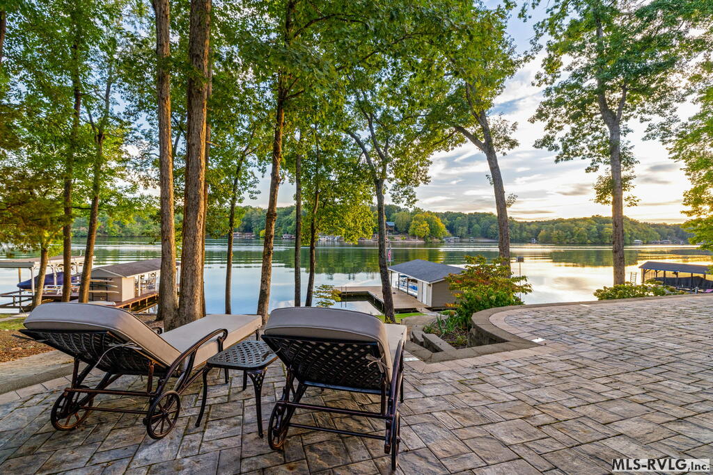 Residential/Vacation at 1463 Great Creek Drive, La Crosse VA 23950, photo 19 of 84