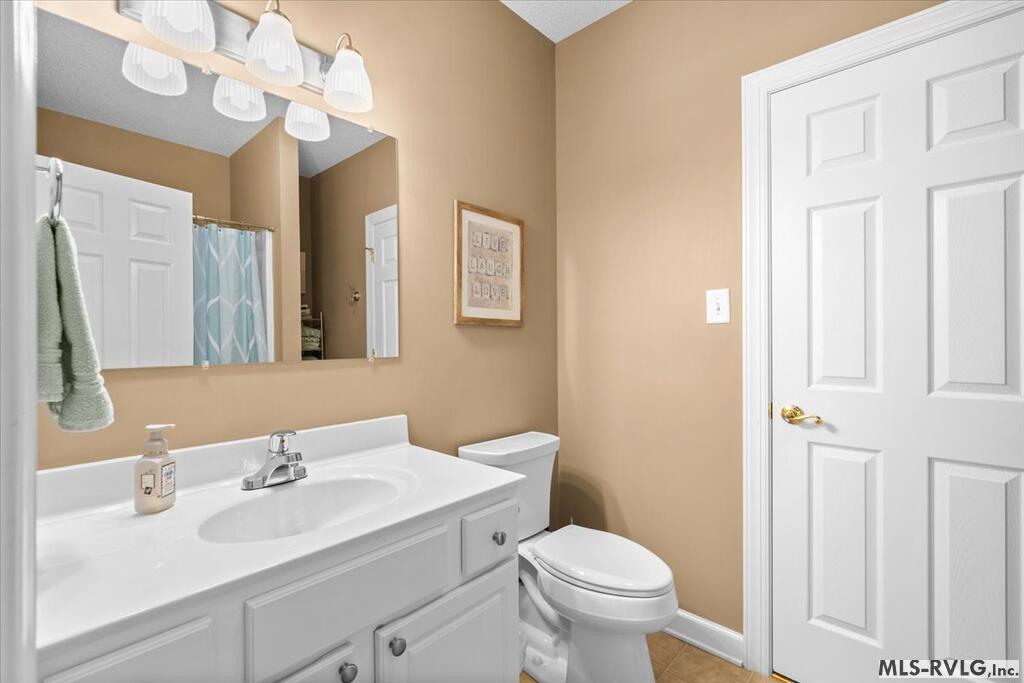Townhouse/Condo at 124 Waterview Dr South #91, Henrico NC 27842, photo 21 of 75