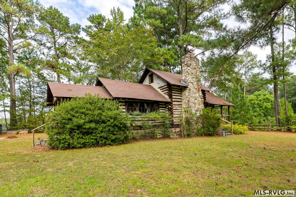 Residential/Vacation at 216 Lonsdale Drive, Littleton NC 27850, photo 19 of 34