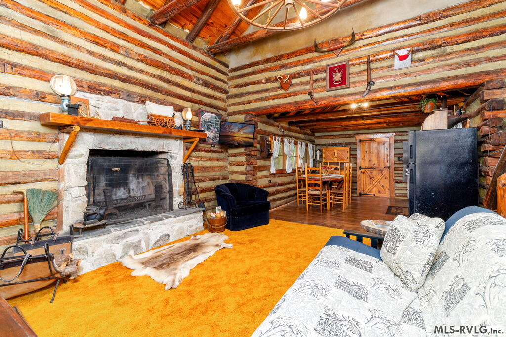 Residential/Vacation at 216 Lonsdale Drive, Littleton NC 27850, photo 5 of 34