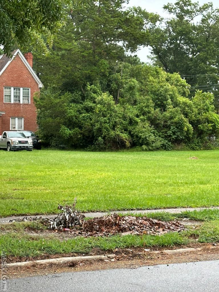 Residential Lot-Restricted at 610 W First Street, Ahoskie NC 27910, photo 2 of 10