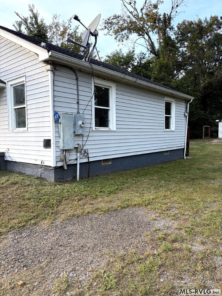 Residential/Vacation at 407 Cleveland Avenue, Emporia VA 23847, photo 7 of 12