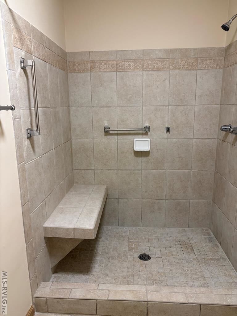 Residential/Vacation at 192 Watermans Dr, Gasburg VA 23857, photo 15 of 23