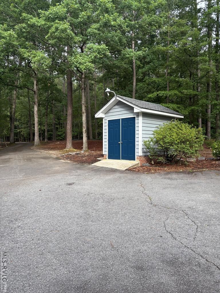 Residential/Vacation at 192 Watermans Dr, Gasburg VA 23857, photo 19 of 23