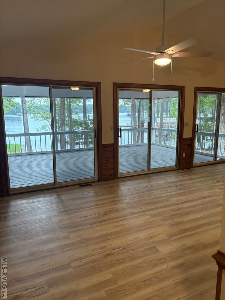 Residential/Vacation at 192 Watermans Dr, Gasburg VA 23857, photo 5 of 23