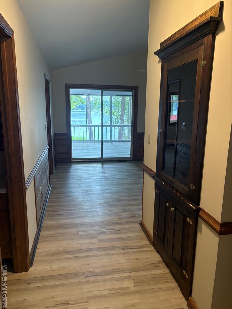 Residential/Vacation at 192 Watermans Dr, Gasburg VA 23857, photo 6 of 23