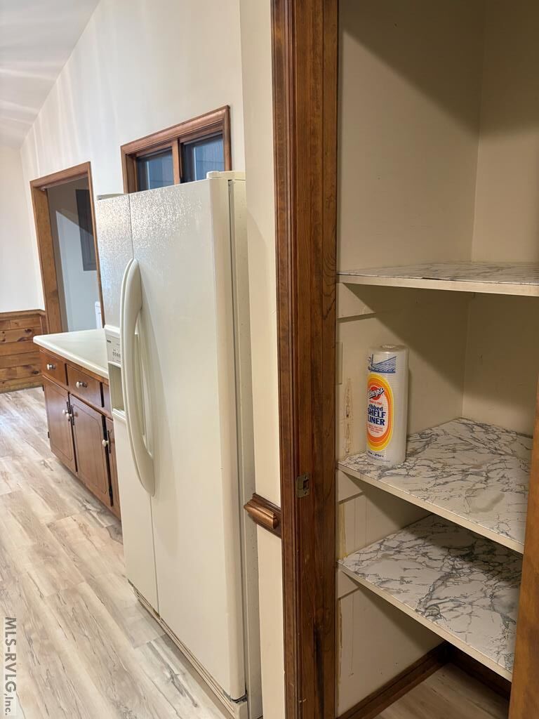 Residential/Vacation at 192 Watermans Dr, Gasburg VA 23857, photo 9 of 23