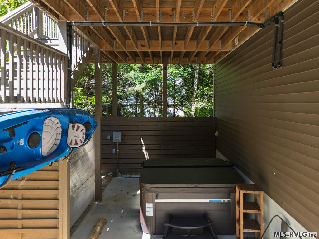 Residential/Vacation at 179 Sunset Blvd, Clarksville VA 23927, photo 10 of 37