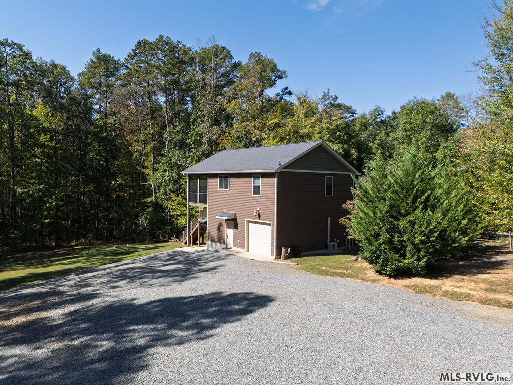 Residential/Vacation at 179 Sunset Blvd, Clarksville VA 23927, photo 2 of 37