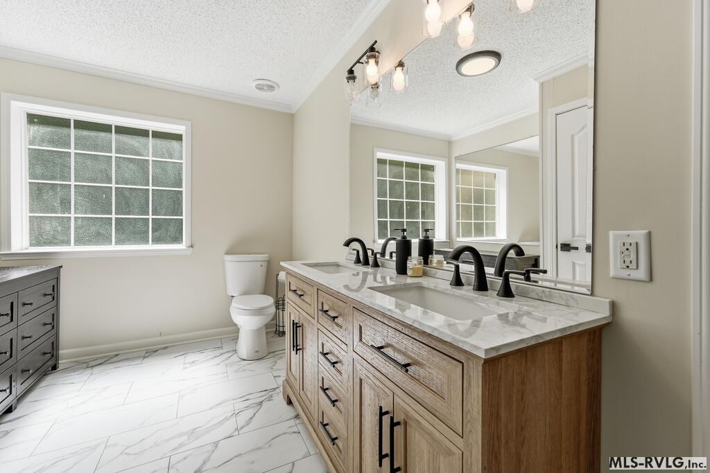 Residential/Vacation at 118 Anchor Dr, Littleton NC 27850, photo 16 of 36