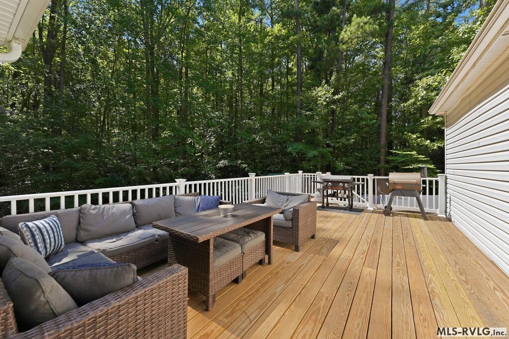 Residential/Vacation at 118 Anchor Dr, Littleton NC 27850, photo 25 of 36