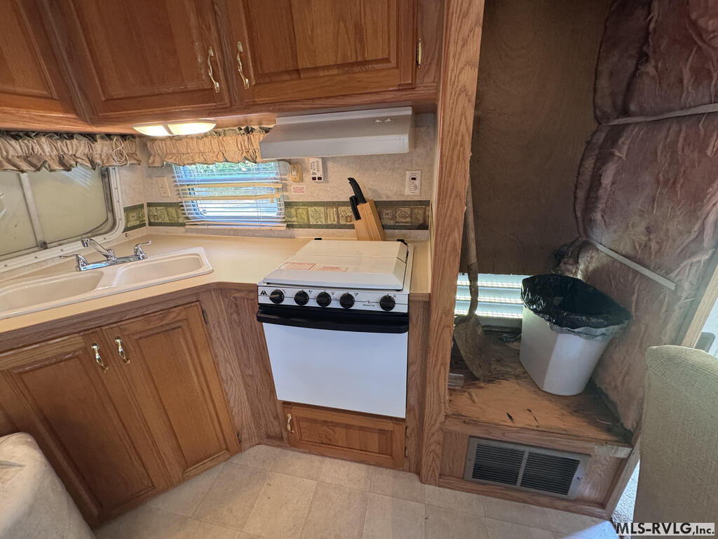 Residential/Vacation at 64 Deerfield Trl, Bracey VA 23919, photo 10 of 24