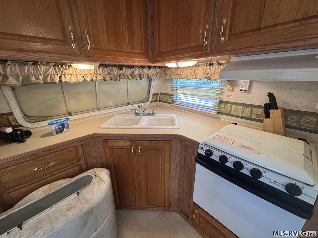 Residential/Vacation at 64 Deerfield Trl, Bracey VA 23919, photo 7 of 24