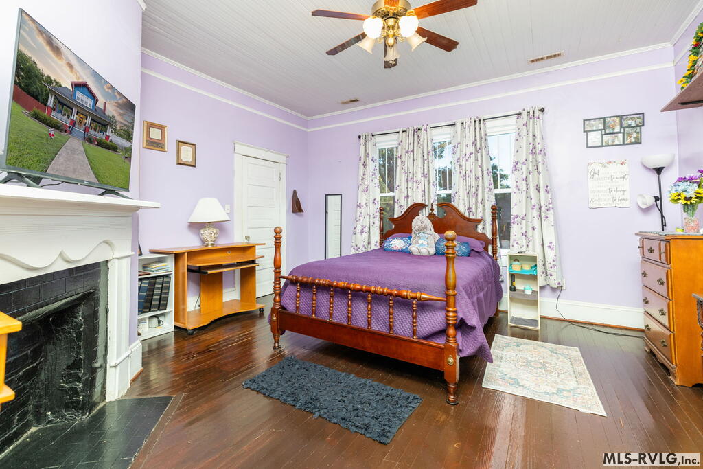 Residential/Vacation at 220 Mosby Ave, Littleton NC 27850, photo 32 of 61