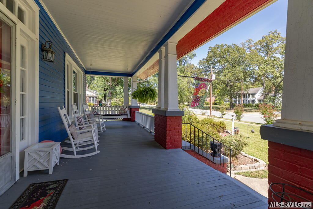 Residential/Vacation at 220 Mosby Ave, Littleton NC 27850, photo 4 of 61
