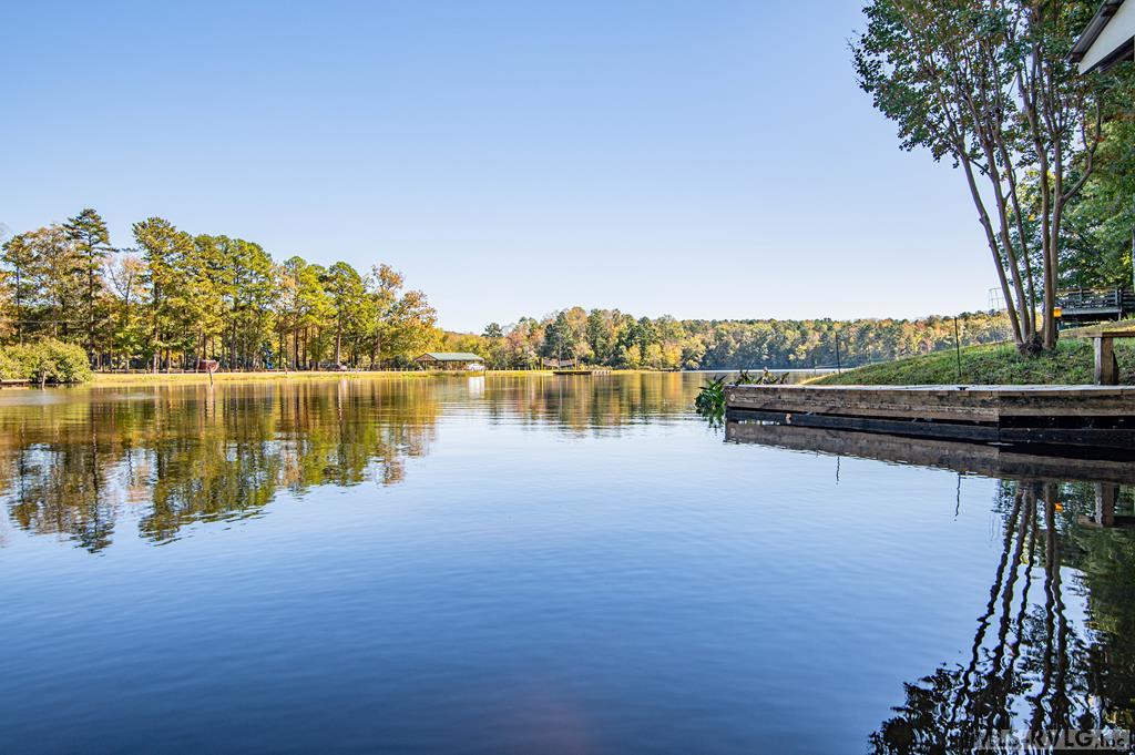 Lakeside View - 796 Tanglewood Drive, Bracey VA 23919