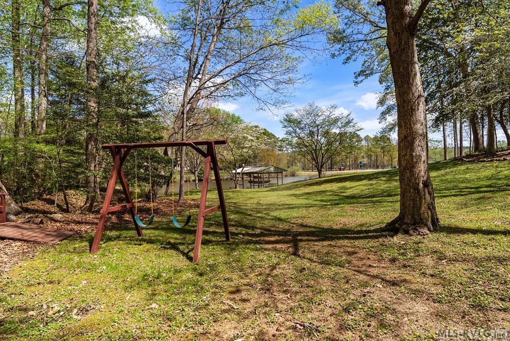 Residential/Vacation at 796 Tanglewood Drive, Bracey VA 23919, photo 54 of 105