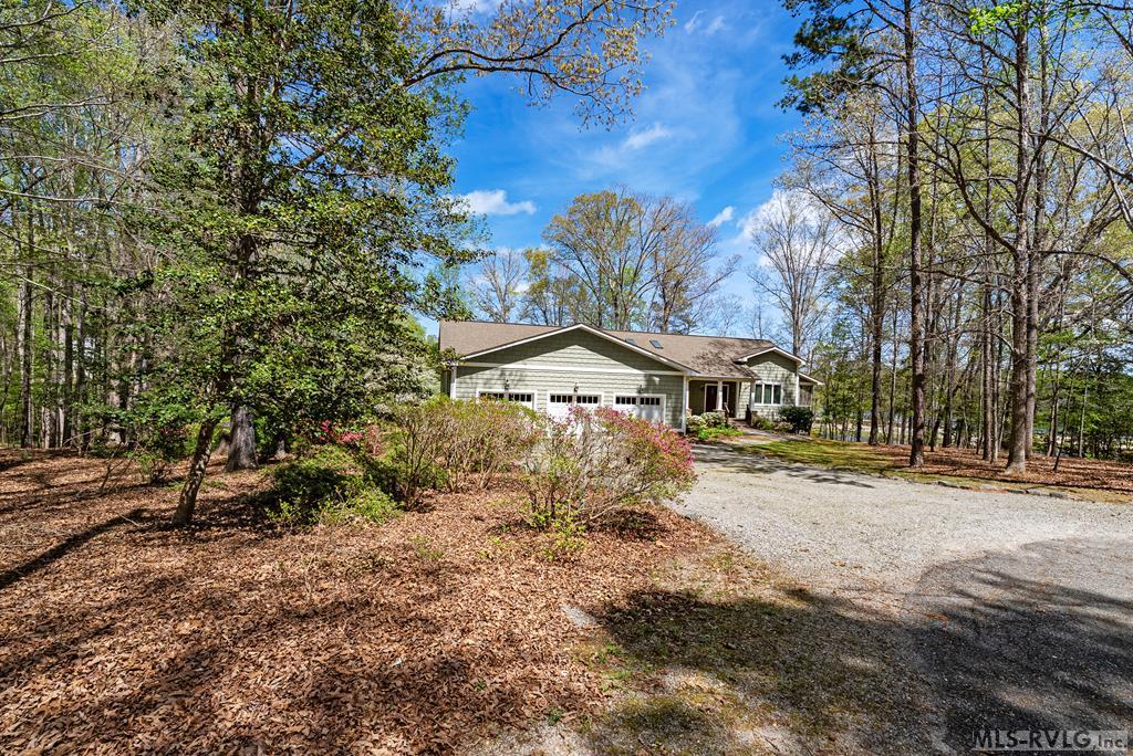 Residential/Vacation at 796 Tanglewood Drive, Bracey VA 23919, photo 63 of 105