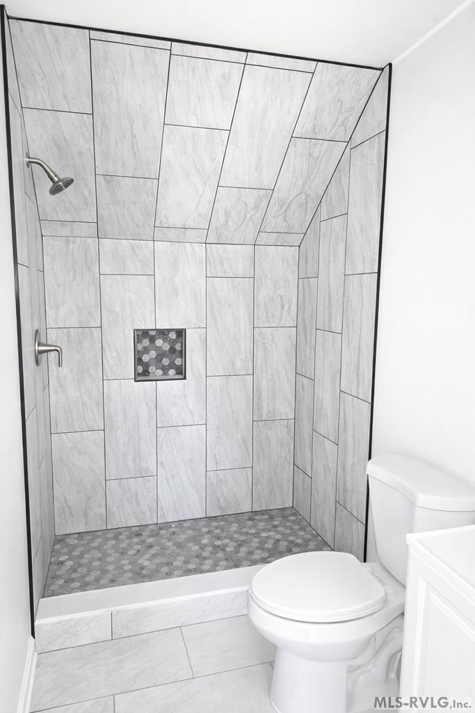 Residential/Vacation at 906 Starboard Drive, Bracey VA 23919, photo 13 of 18