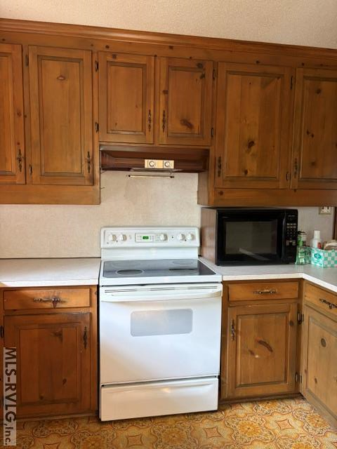 Residential/Vacation at 603 Edgewood Lane, Emporia VA 23847, photo 8 of 15