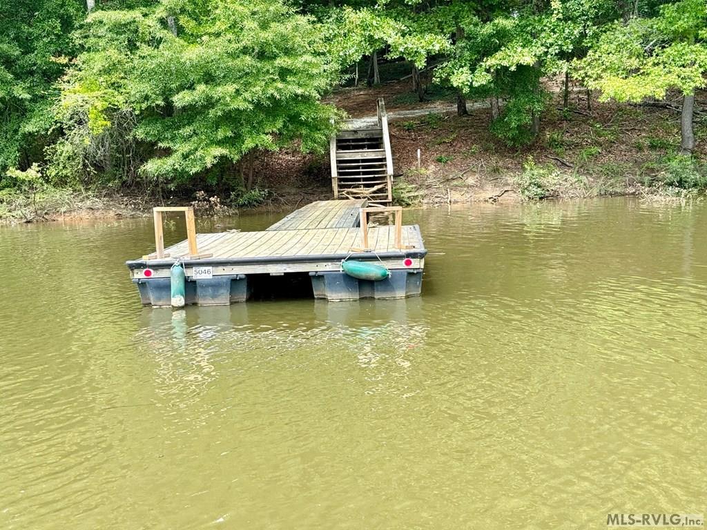The Shared Dock - 72 Pocahantas Lane, Clarksville VA 23927