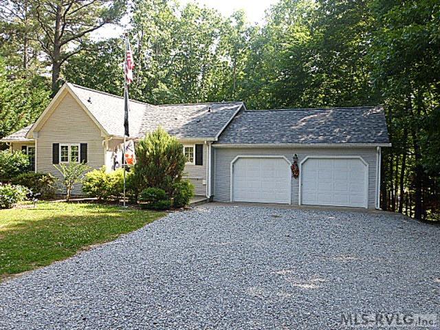 124 Windy Pointe Circle, Henrico NC 27842