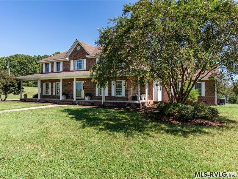 Residential/Vacation at 1032 Boxwood Rd, South Hill VA 23970, photo 20 of 88