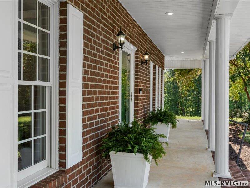 Residential/Vacation at 1032 Boxwood Rd, South Hill VA 23970, photo 27 of 88
