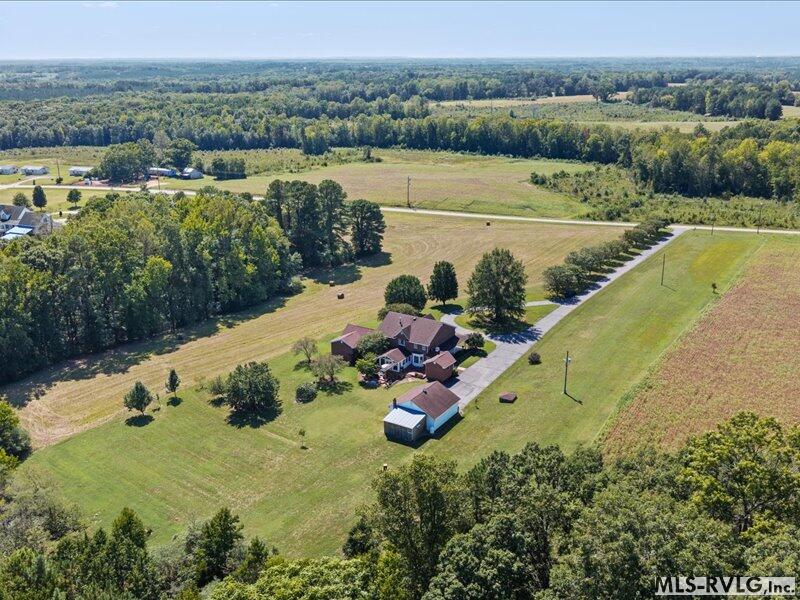 Residential/Vacation at 1032 Boxwood Rd, South Hill VA 23970, photo 3 of 88