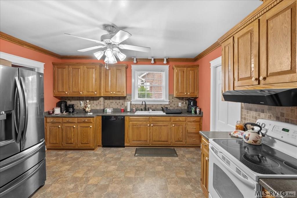 Residential/Vacation at 123 West End Blvd, Emporia VA 23847, photo 10 of 44