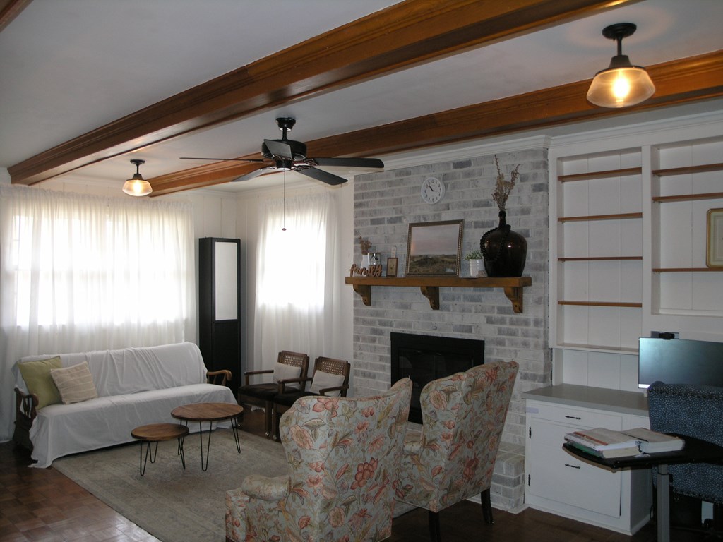 Residential/Vacation at 500 Raleigh Street, Roanoke Rapids NC 27870, photo 9 of 45