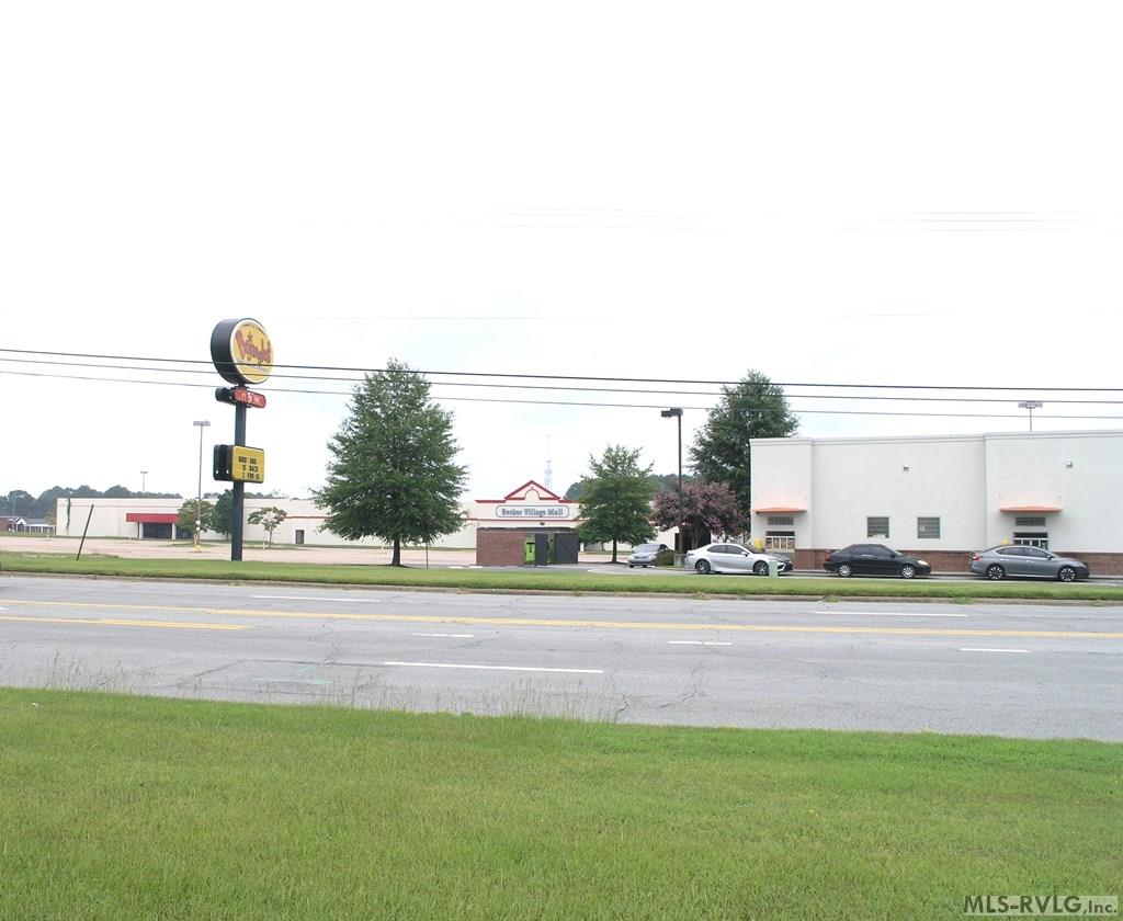 Commercial at 1611 East 10th Street, Roanoke Rapids NC 27870, photo 4 of 7