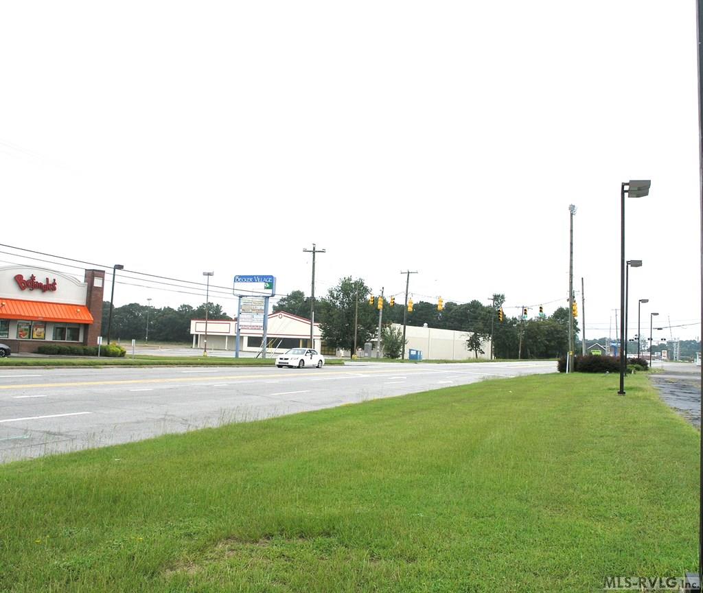 Commercial at 1611 East 10th Street, Roanoke Rapids NC 27870, photo 5 of 7