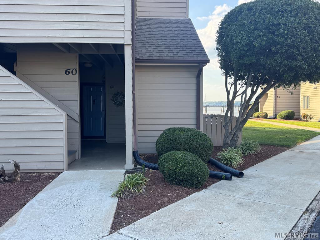Townhouse/Condo at 60 The Moorings, Clarksville VA 23927, photo 4 of 48