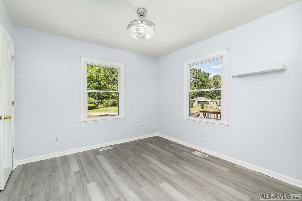 Residential/Vacation at 113 Parkside Ct, Littleton NC 27850, photo 11 of 58