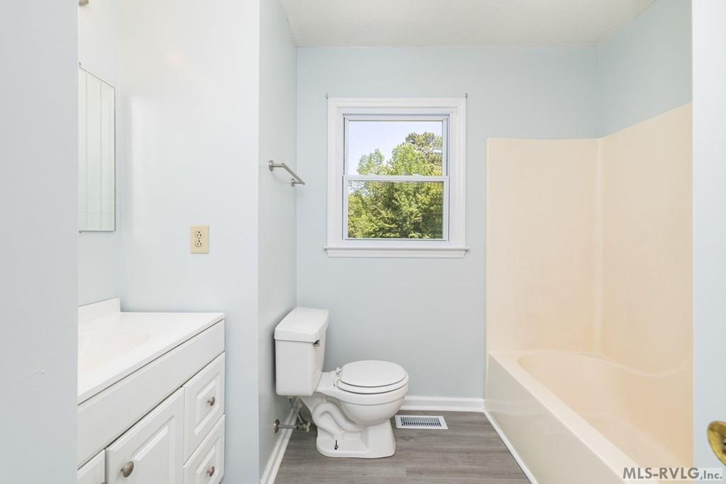 Residential/Vacation at 113 Parkside Ct, Littleton NC 27850, photo 12 of 58