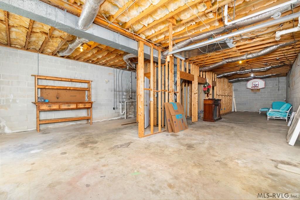 Residential/Vacation at 113 Parkside Ct, Littleton NC 27850, photo 27 of 58