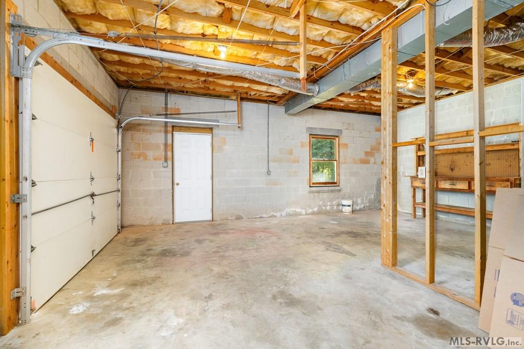 Residential/Vacation at 113 Parkside Ct, Littleton NC 27850, photo 31 of 58