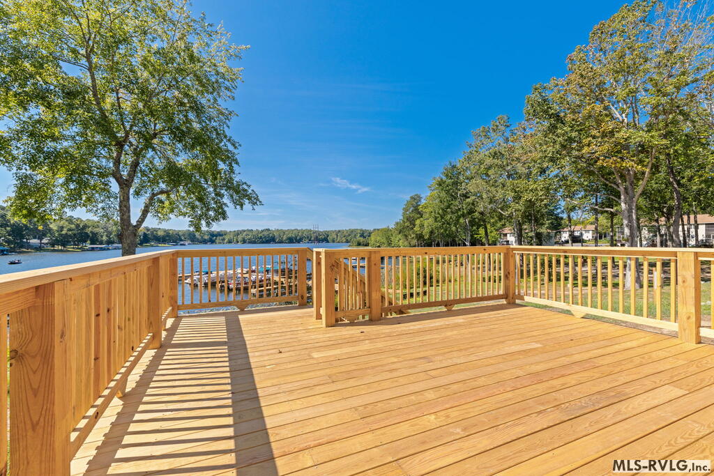 Townhouse/Condo at 131-102 Gaston Pointe Dr, Littleton NC 27850, photo 15 of 33