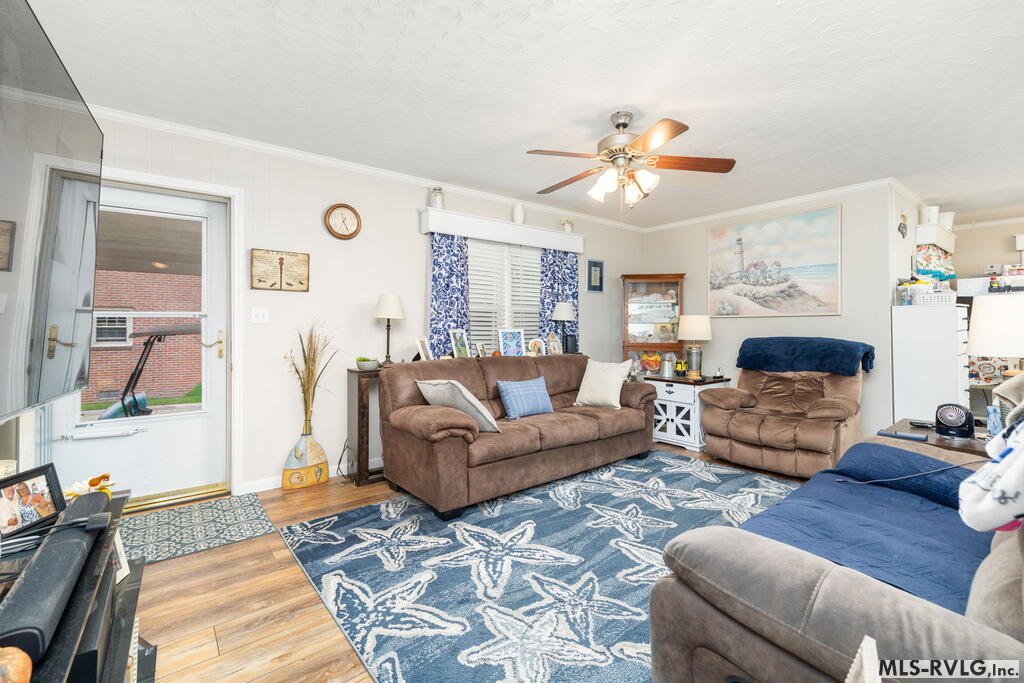 Residential/Vacation at 1103 E. 7th St, Roanoke Rapids NC 27870, photo 5 of 42