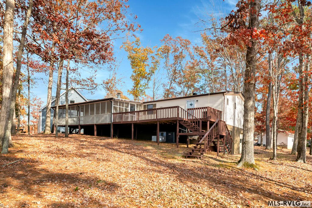 Residential/Vacation at 147 Crane Drive, Henrico NC 27842, photo 17 of 47